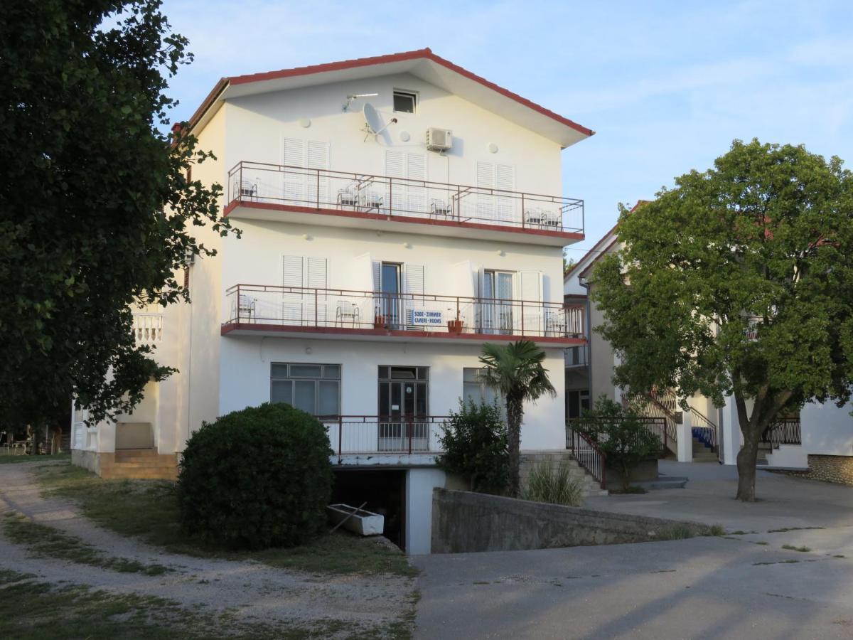 Apartmani Mm 斯塔利格拉德-帕克利尼卡 外观 照片